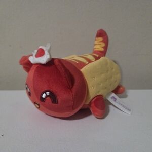 Hot Dog Cat Aphmau MeeMeows Carnival Treats mystery plush toy. 